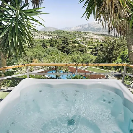 Appart hôtel Monte Lixouri