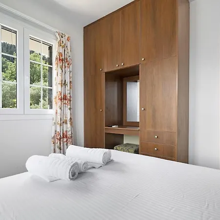 Appart hôtel Monte Lixouri